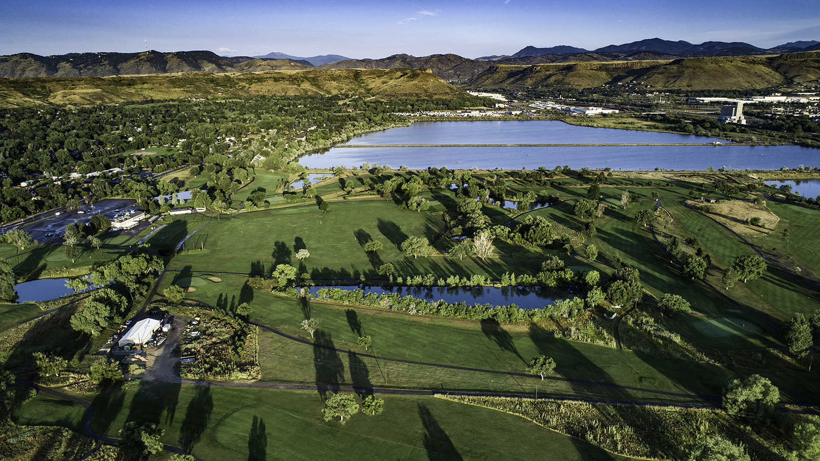 Applewood Course Mountains