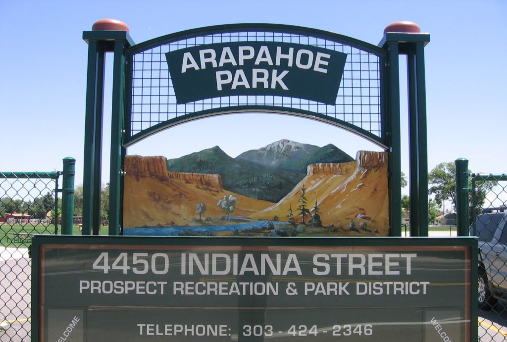 Arapahoe-Park-sign